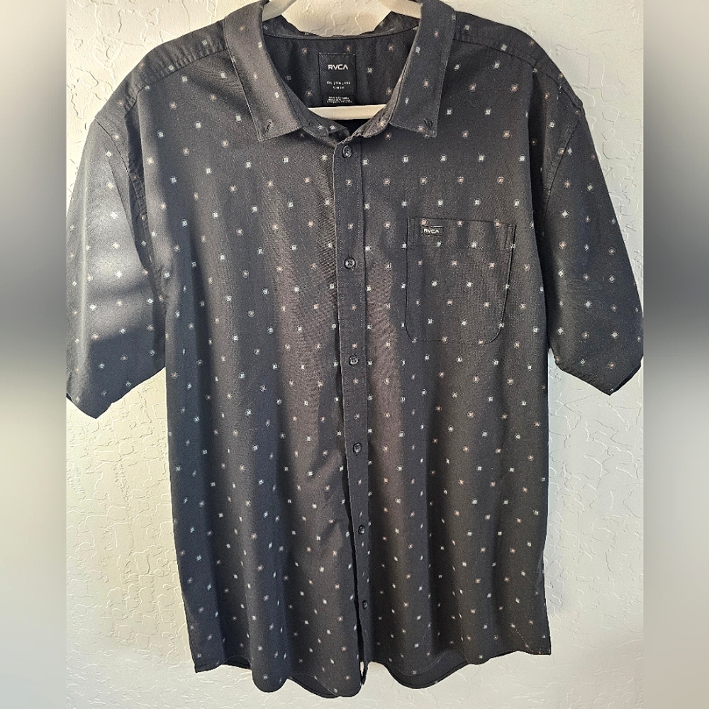 RVCA Slim Fit Short Sleeve Button-Up Shirt – Mini‎ Geometric Print | XXL